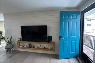 351 New London Ave, Warwick, RI 02886 - Photo 5