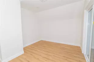 84 Pembroke Ave, Providence, RI 02908 - Photo 9