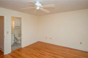 20 Indian Ave, Portsmouth, RI 02871 - Photo 13