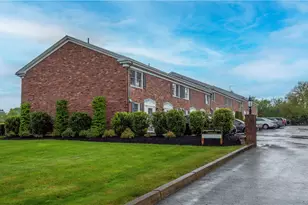 20 Indian Ave, Portsmouth, RI 02871 - Photo 3