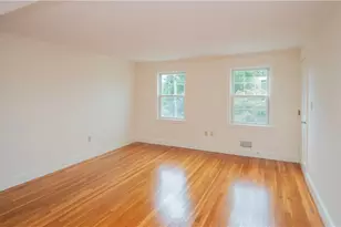 56 Phelps Rd, Middletown, RI 02842 - Photo 9