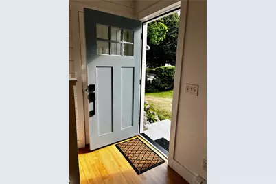 433 Wolcott Avenue, Middletown, RI 02842 - Photo 3