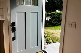 433 Wolcott Ave, Middletown, RI 02842 - Photo 3