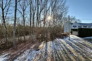 19 Apache Dr, Westerly, RI 02891 - Photo 15