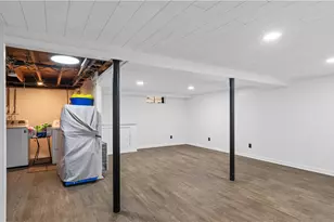 32 Rolling Acres Dr, Cumberland, RI 02864 - Photo 29