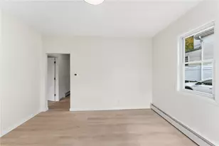 26 Alto St, Cranston, RI 02920 - Photo 7