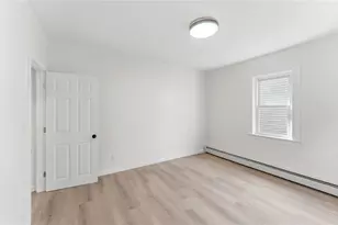 26 Alto St, Cranston, RI 02920 - Photo 19