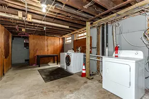 173 Oakland Ave, Providence, RI 02908 - Photo 41