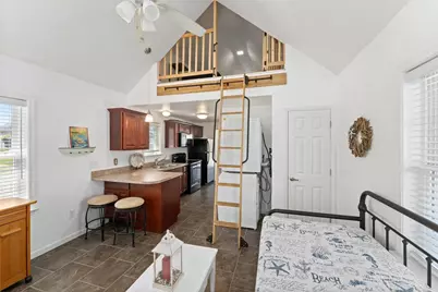 64 Burnside Avenue, Narragansett, RI 02882 - Photo 9