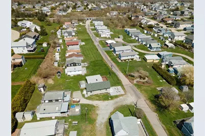 64 Burnside Avenue, Narragansett, RI 02882 - Photo 5