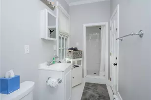 69 Spring St, Newport, RI 02840 - Photo 9