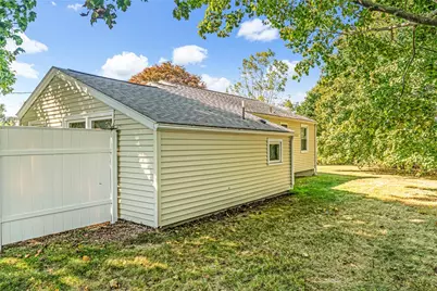 609 Point Judith Road, Narragansett, RI 02882 - Photo 27