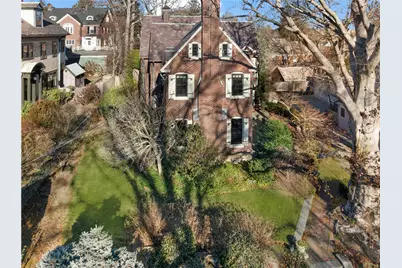 82 Freeman Parkway, Providence, RI 02906 - Photo 43