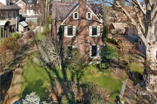 82 Freeman Pkwy, Providence, RI 02906 - Photo 43