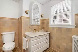 82 Freeman Pkwy, Providence, RI 02906 - Photo 33