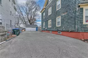 69 Sorrento St, Providence, RI 02909 - Photo 33