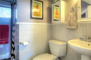 2 Perry St, Newport, RI 02840 - Photo 31