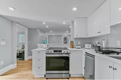 382 Spring Street #1, Newport, RI 02840 - Photo 3