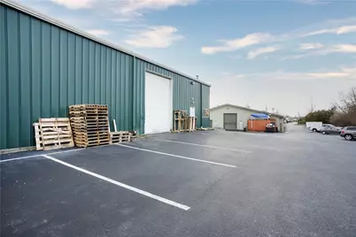 1079 Aquidneck Avenue #2A, Middletown, RI 02842 - Photo 17