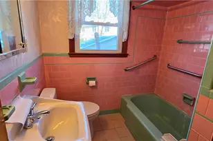 20 Intervale Ave, North Providence, RI 02911 - Photo 9