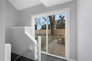 1705 Wampanoag Trl, Barrington, RI 02806 - Photo 25