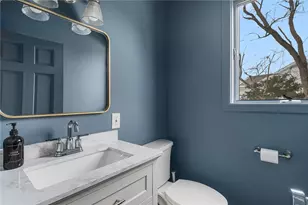 1705 Wampanoag Trl, Barrington, RI 02806 - Photo 23