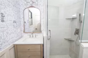 400 Angell St, Providence, RI 02906 - Photo 37