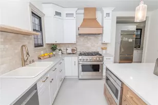 400 Angell St, Providence, RI 02906 - Photo 9