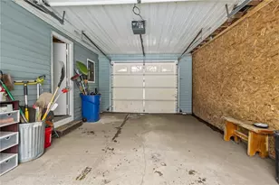 135 N Brayton Rd, Tiverton, RI 02878 - Photo 41