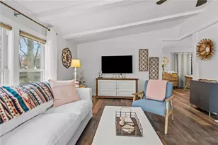 135 N Brayton Rd, Tiverton, RI 02878 - Photo 7