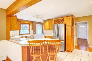 98 Iroquois Rd, Cumberland, RI 02864 - Photo 15