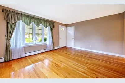 98 Iroquois Road, Cumberland, RI 02864 - Photo 13