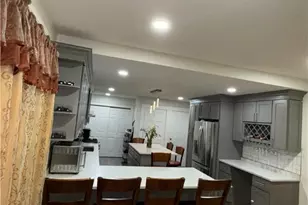 28 Cambridge St, Providence, RI 02809 - Photo 7