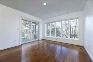 37 Pratt St, Providence, RI 02906 - Photo 11