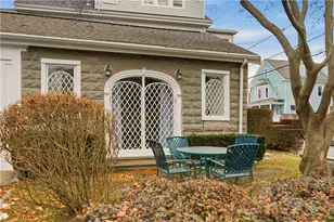 98 Kay Street Carraige House St, Newport, RI 02840 - Photo 3