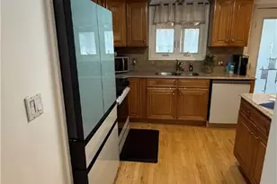 3 Vineland Ave, North Providence, RI 02911 - Photo 9