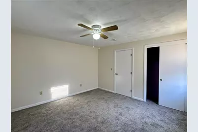 35 Lancashire Street, Providence, RI 02908 - Photo 11