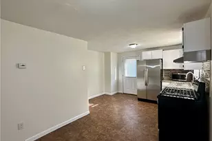 35 Lancashire St, Providence, RI 02908 - Photo 3