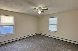 35 Lancashire St, Providence, RI 02908 - Photo 9