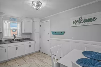 70 Carroll Avenue #310, Newport, RI 02840 - Photo 5