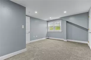 10 Cooke Pl, Warwick, RI 02888 - Photo 37