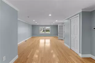 10 Cooke Pl, Warwick, RI 02888 - Photo 19