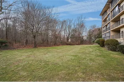 650 East Greenwich Avenue #B5 211, West Warwick, RI 02898 - Photo 23