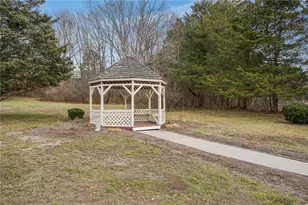 650 E Greenwich Ave, West Warwick, RI 02898 - Photo 27