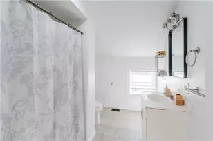 54 Silver Lake Ave, Providence, RI 02909 - Photo 27