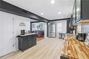 54 Silver Lake Ave, Providence, RI 02909 - Photo 11