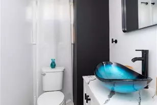 54 Silver Lake Ave, Providence, RI 02909 - Photo 15