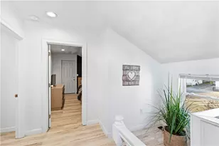 54 Silver Lake Ave, Providence, RI 02909 - Photo 17