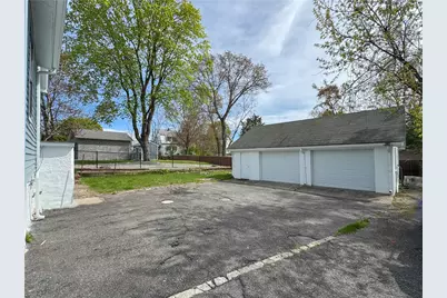 220 Francis Avenue, North Providence, RI 02904 - Photo 29