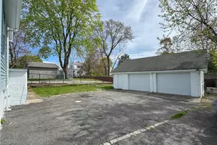 220 Francis Ave, North Providence, RI 02904 - Photo 29